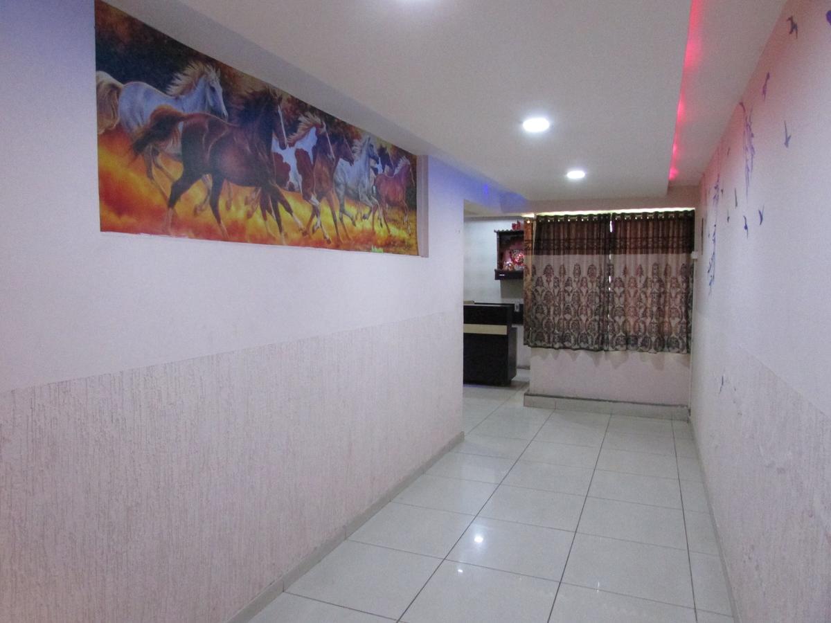 Hotel Neelkanth Residency Gandhinagar Luaran gambar