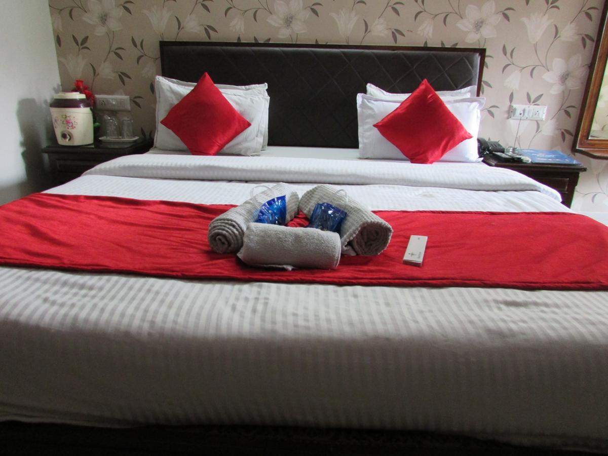 Hotel Neelkanth Residency Gandhinagar Luaran gambar